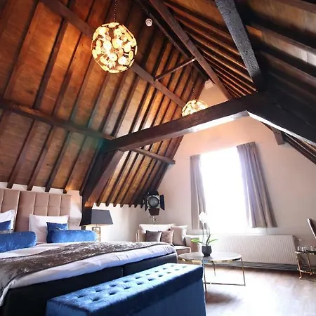 Boutique Steenhof Hotel 2*